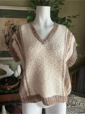 Handknit Neutral Cream and Brown Short-Sleeve Knit Sweater